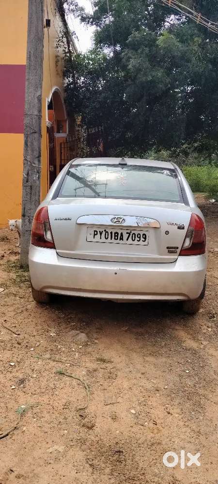 Hyundai Verna 2010