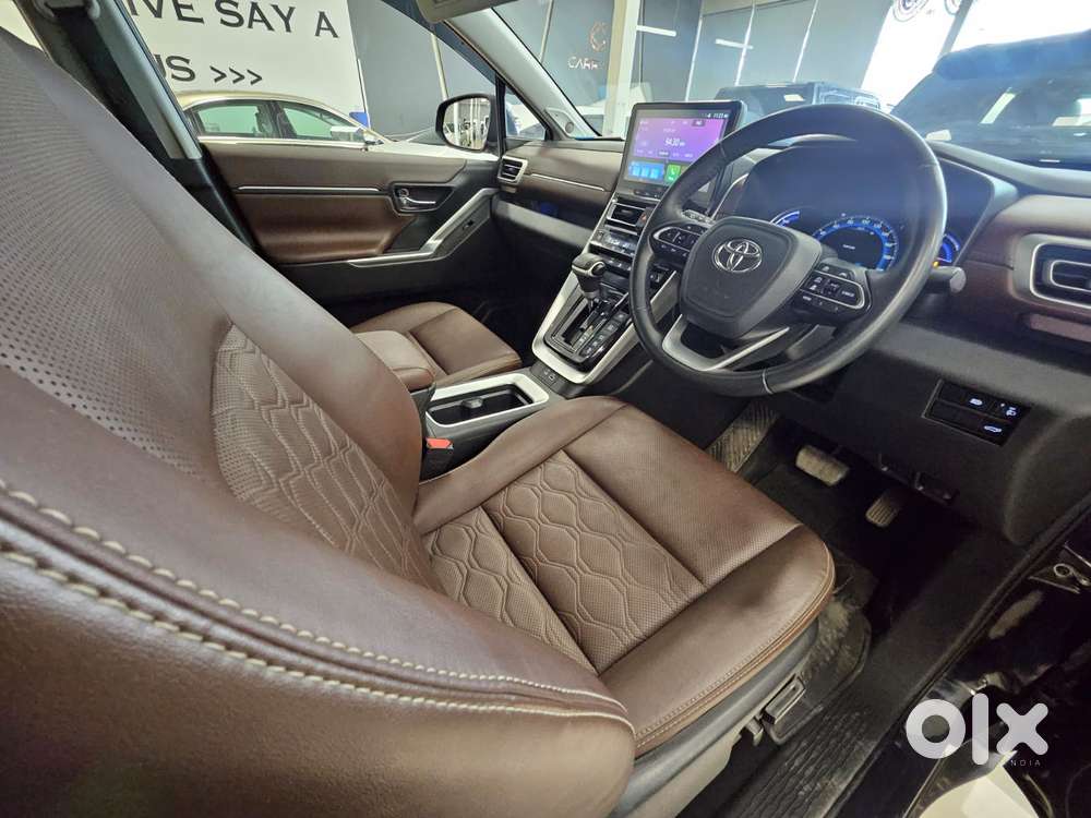 Toyota Innova Hycross 2.0 Zx (o) Hybrid 7 Str, 2024, Petrol