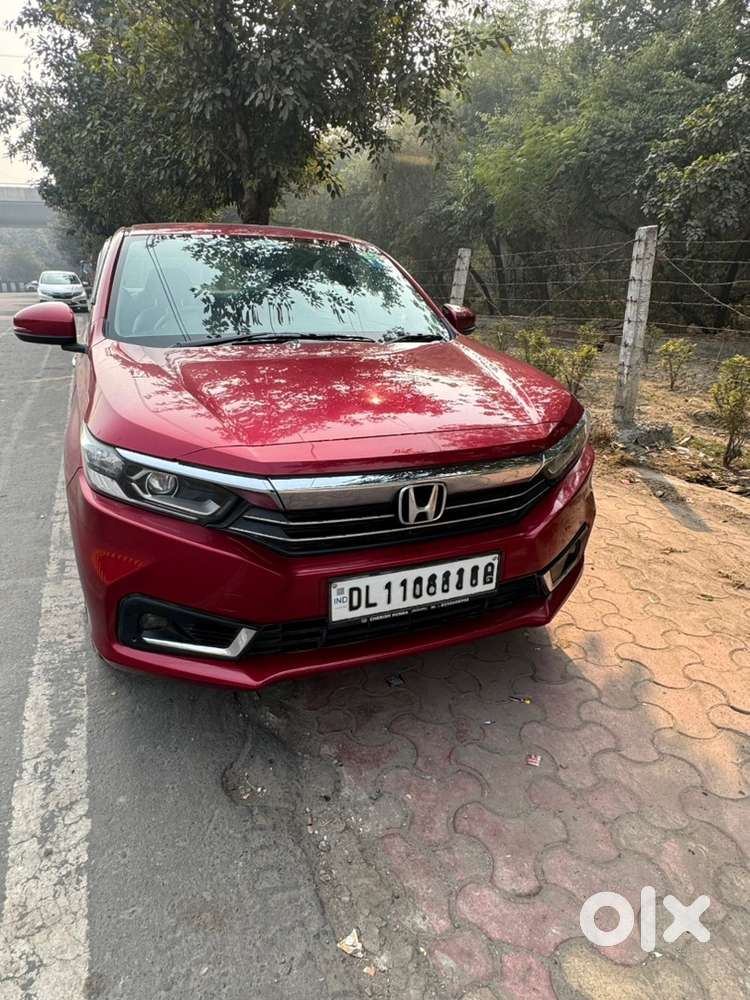 Honda Amaze Vx Cvt Automatic (top Model)  Oct 2021  Cherry Red