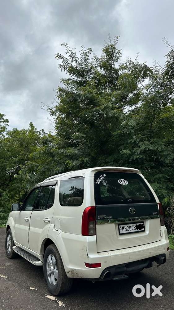 2013 Tata Safari Storme Diesel Manual