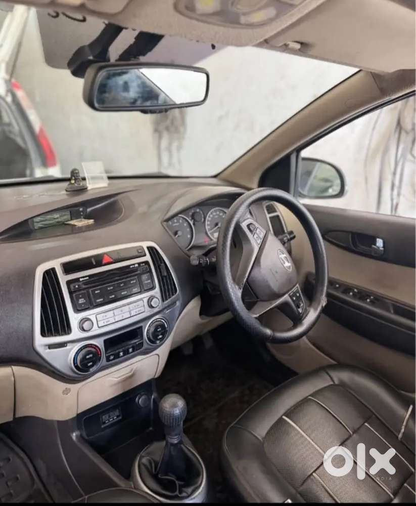 Hyundai I20 2014 पेट्रोल मेनुअल