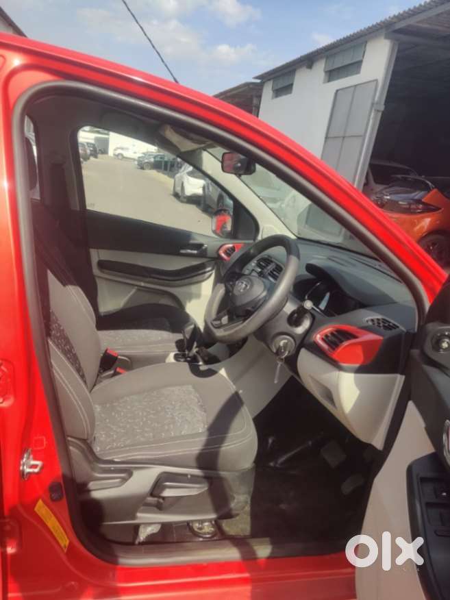 Tata Tiago Xza Plus, 2023, Petrol