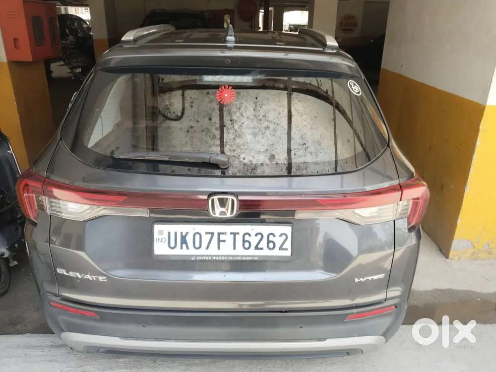 Honda Elevate 2024 Petrol Well Maintained