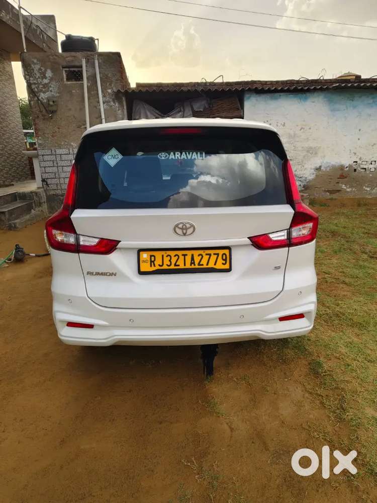 Toyota Rumion(ertiga ) 2026 Cng & Hybrids 7000 Km Driven