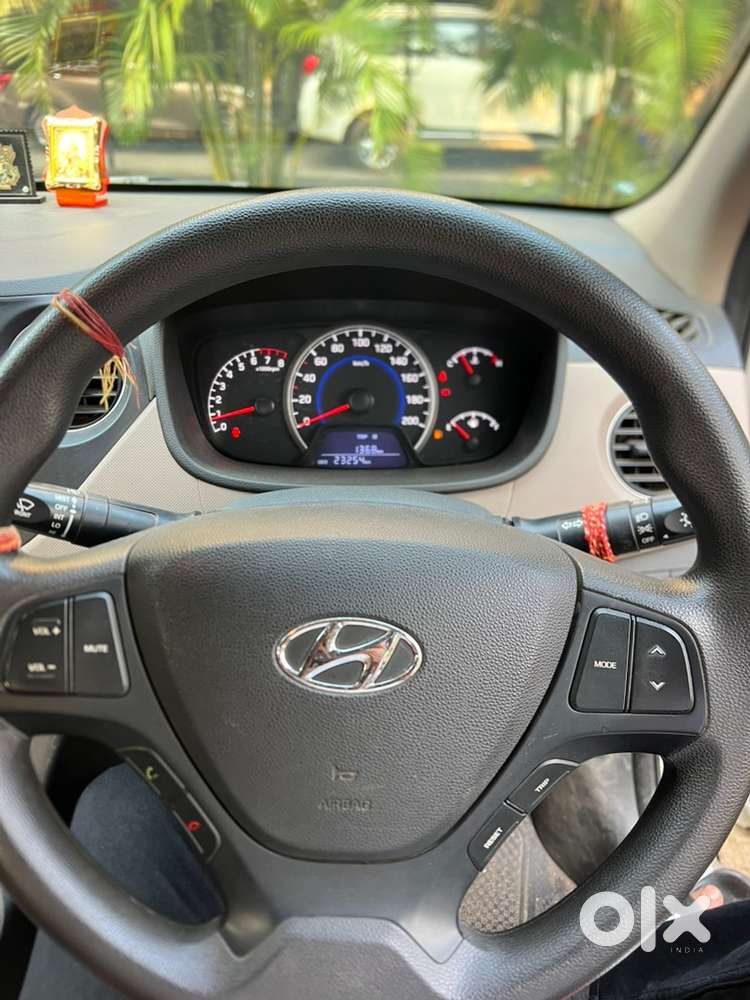 Hyundai 2018 Petrol Manual 23000 Km