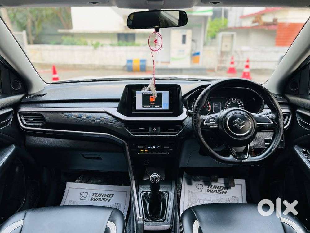 Maruti Suzuki Brezza 1.5 Vxi Smart Hybrid, 2023, Petrol