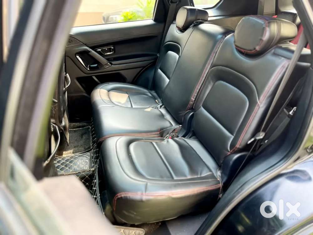 Tata Safari Pure Plus S Dark Edition, 2024, Diesel
