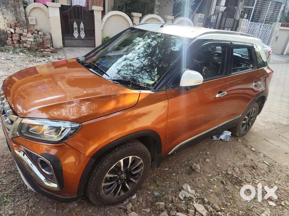 Dual Tone Top Model Automatic