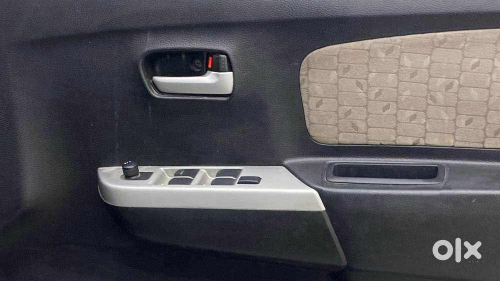 Maruti Suzuki Wagon R 1.0 2015-2019 Vxi Amt, 2015, Petrol