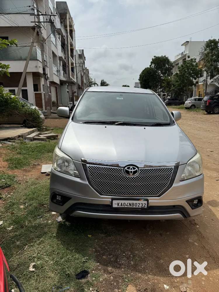 Toyota Innova 2013 Diesel Well Maintained