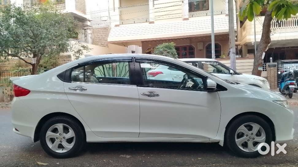 Honda City I-vtec V, 2017, Petrol