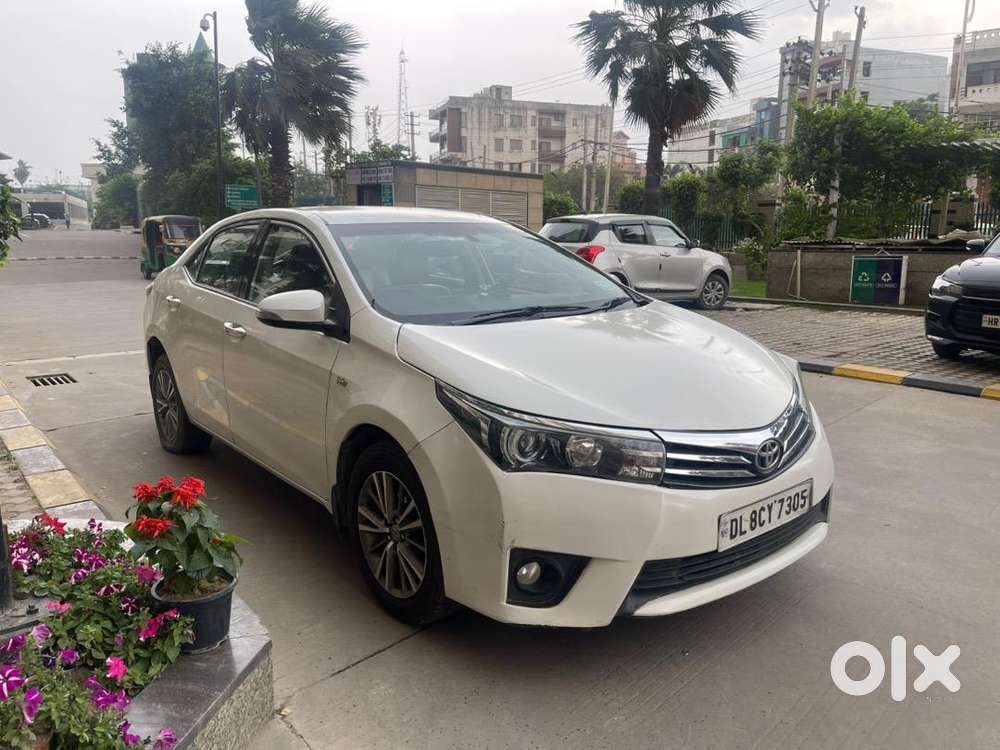 Toyota Corolla Altis 2016 Petrol Well Maintained