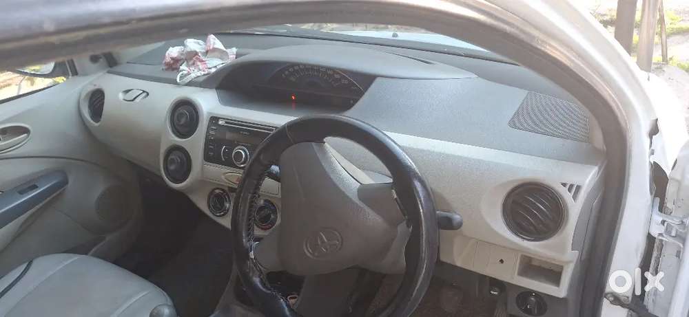 Toyota Etios Liva 2014 Diesel Manual Fix Price