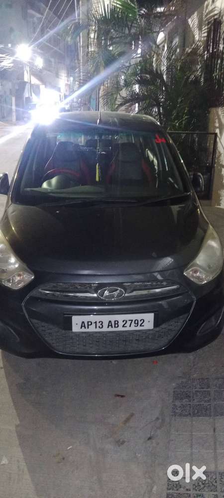 Hyundai I10 Sportz 2011