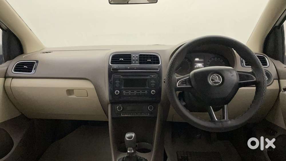 Skoda Rapid 2013-2016 1.6 Mpi Elegance Plus, 2015, Petrol