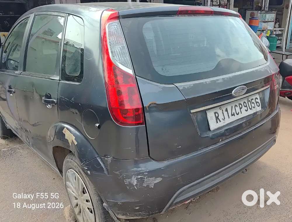 Ford Figo Titanium 1.5l Tdci 2012