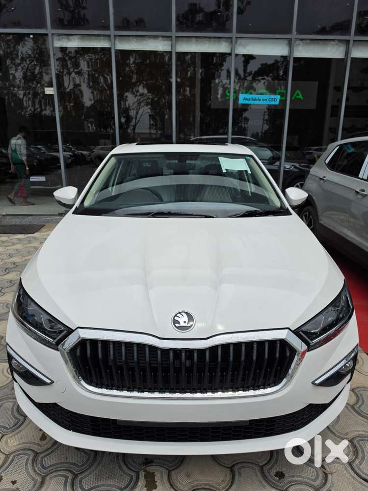 Skoda Slavia Style 1.0l Tsi At, 2026, Petrol