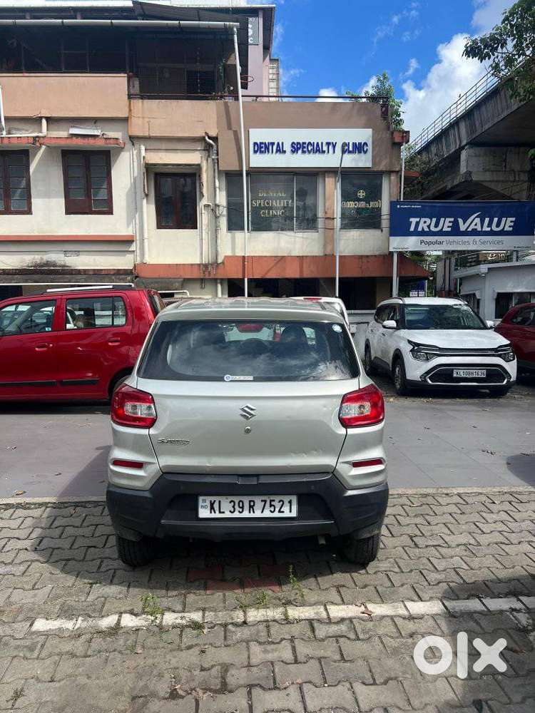 Maruti Suzuki S-presso Vxi, 2021, Petrol