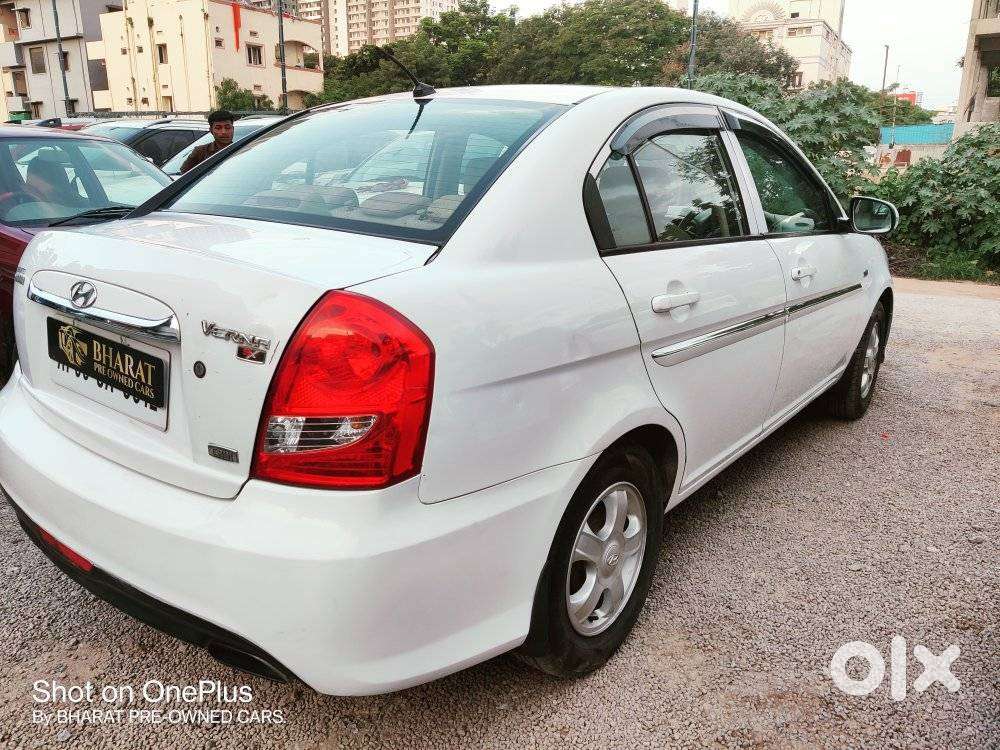 Hyundai Verna Crdi Vgt Sx 1.5, 2010, Diesel