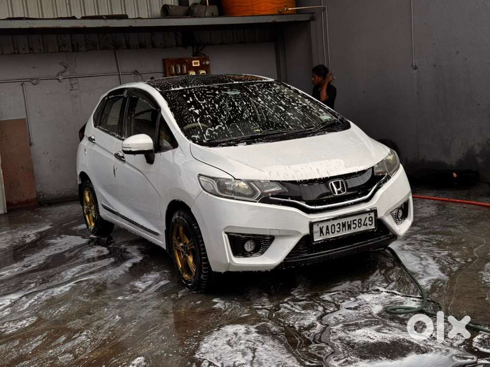 Honda Jazz 2015 Diesel Well Maintained