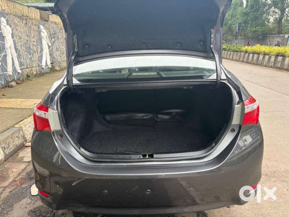 Toyota Corolla Altis G At, 2016, Petrol
