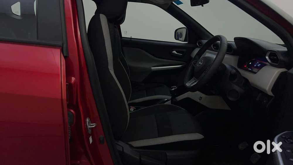 Nissan Magnite 1.0 Xv, 2024, Petrol