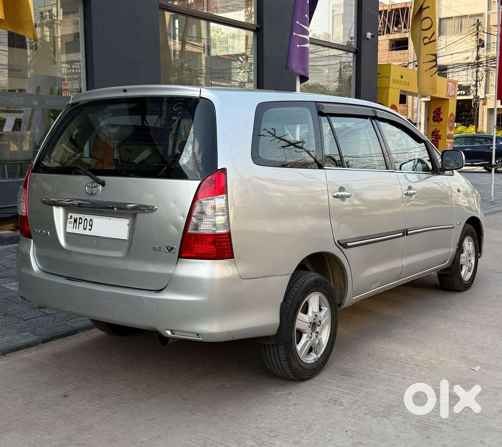 Toyota Innova 2.5 Vx 8 Str Bs-iii, 2007, Diesel
