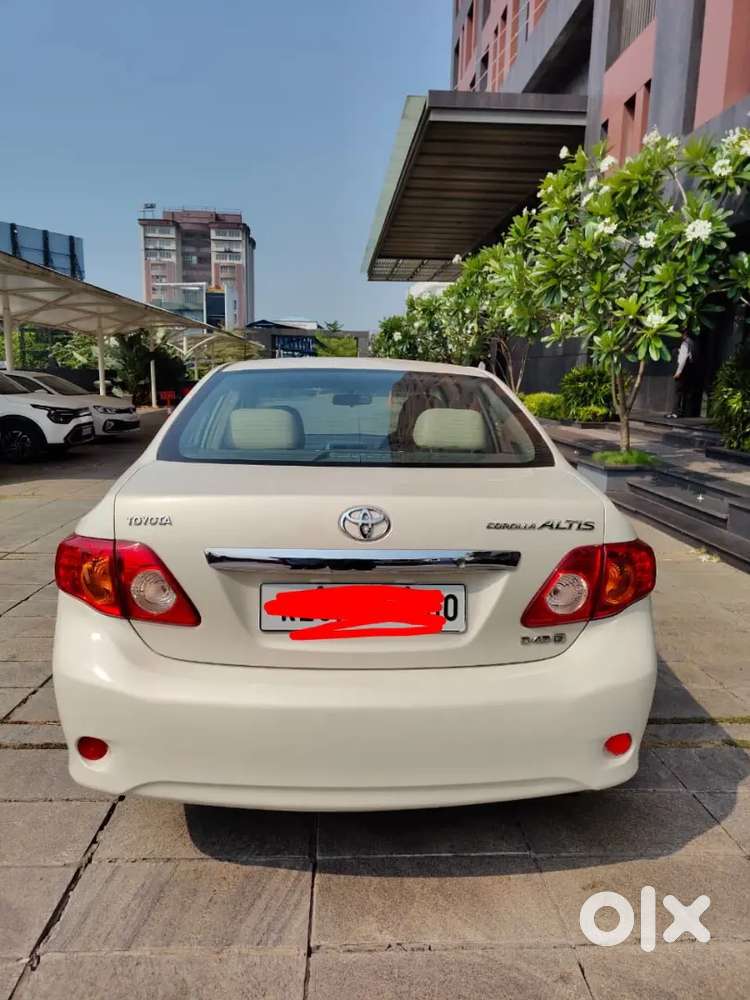 Toyota Corolla Altis 2010 Diesel Well Maintained