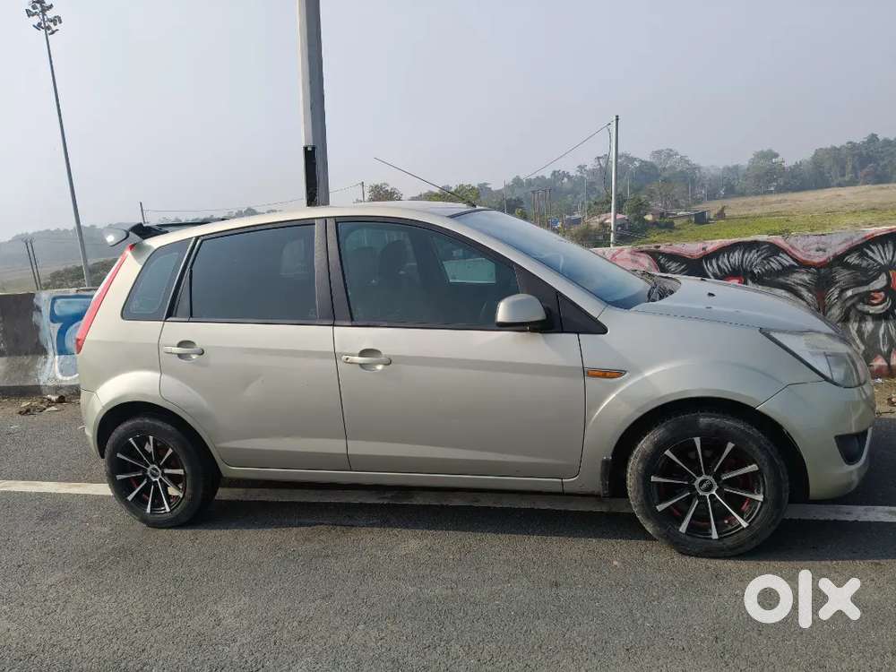 Ford Figo 2010 Petrol 78000 Km Driven