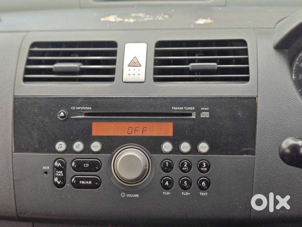 Maruti Suzuki Swift Dzire Lxi, 2011, Petrol