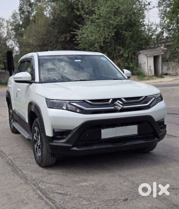 Maruti Suzuki Brezza 1.5 Lxi Cng, 2024, Cng & Hybrids