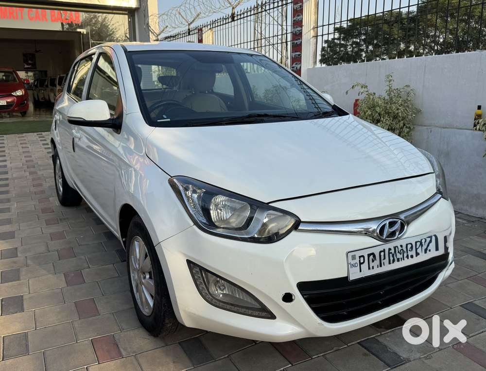 Hyundai I20 Sportz 1.2 Bs-iv, 2013, Diesel