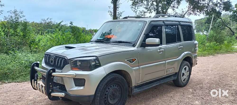 Mahindra Scorpio Classic 2016 Diesel Manual