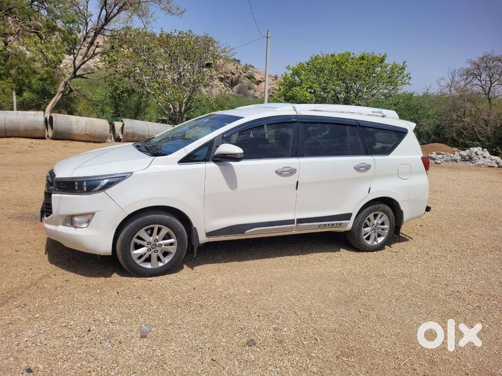 Toyota Innova Crysta 2.4 V, 2017, Diesel