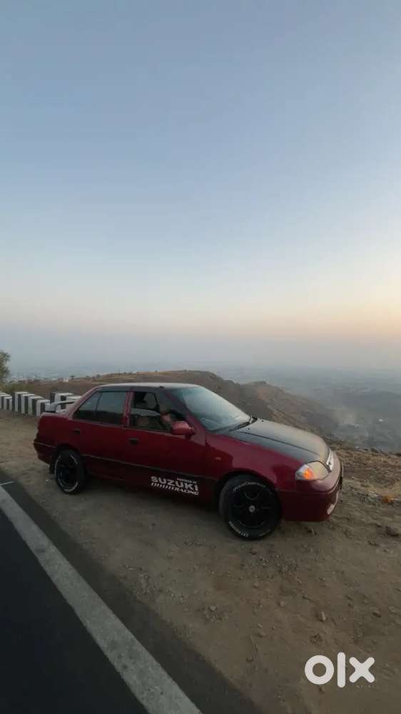 Maruti Suzuki Esteem 2001