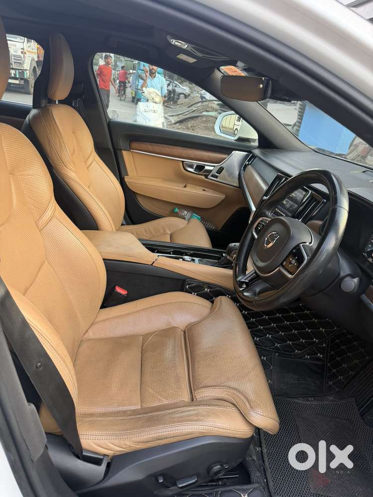 Volvo S90 D4 Momentum, 2018, Diesel