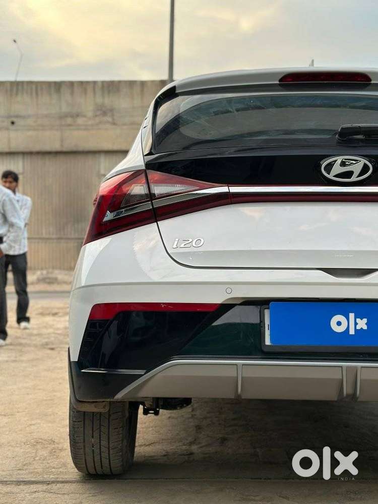 Hyundai New I20 1.2 Asta (o) Mt, 2024, Cng & Hybrids