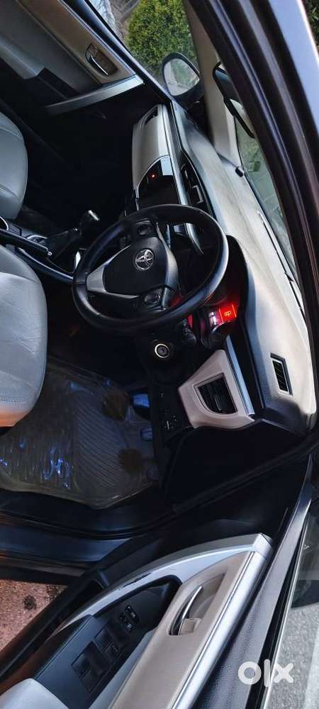 Toyota Corolla Altis 2010-2013 G, 2014, Petrol