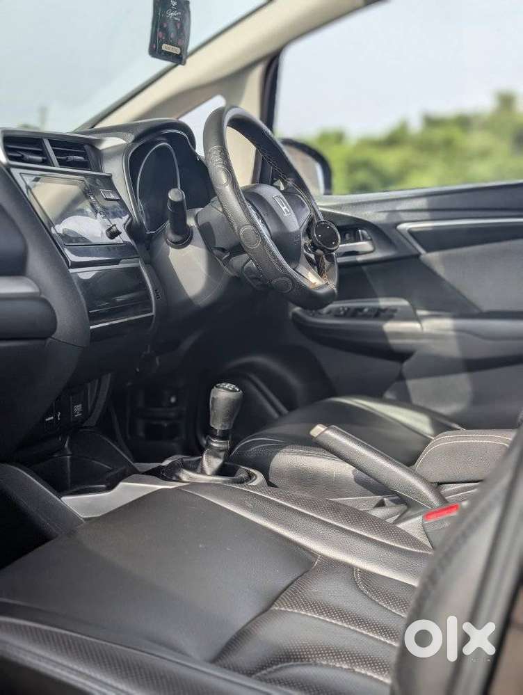 Honda Br-v I-vtec V Mt, 2017, Petrol