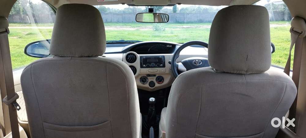 Toyota Etios Liva 1.2 V, 2019, Petrol