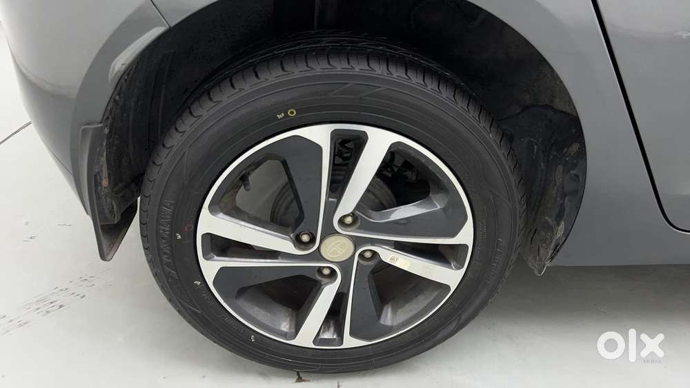 Tata Altroz 1.2 Xz Plus Petrol, 2021, Petrol