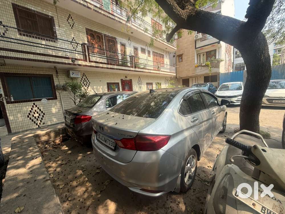 Honda City Hybrid 2015