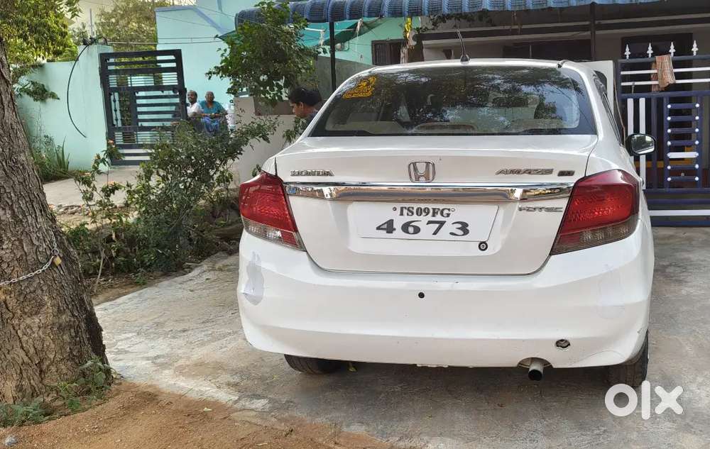 Honda Amaze 2015 Diesel Well Maintained