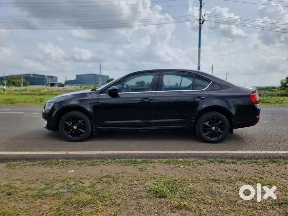 Skoda Octavia 2014 Diesel 121000 Km Driven