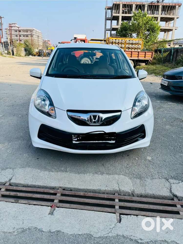 Honda Brio 2012 Petrol Well Maintained
