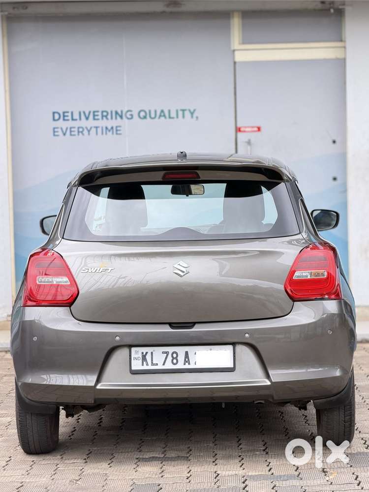 Maruti Suzuki Swift Vxi Optional, 2020, Petrol