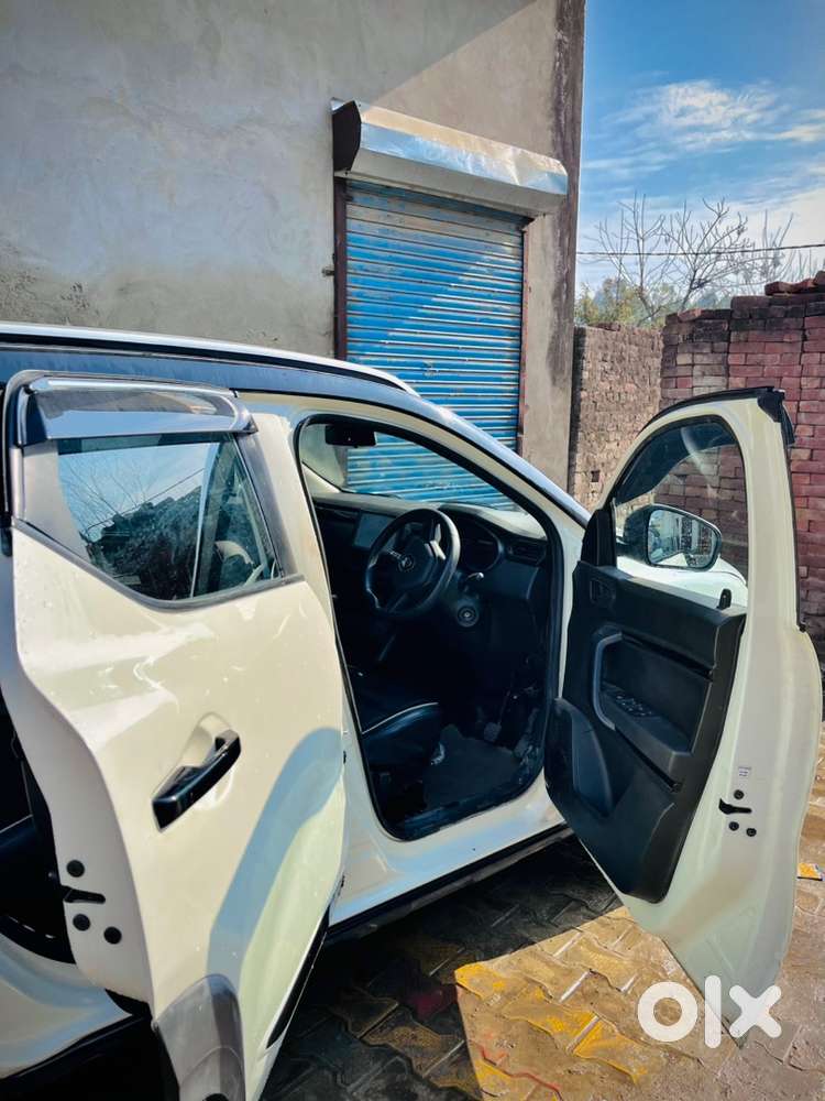 Renault Kiger 2025 Petrol 6500 Km Driven