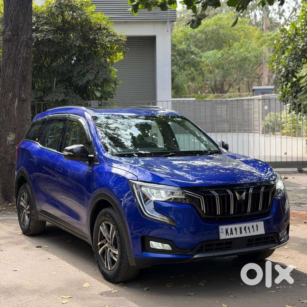 2024 Mahindra Xuv 700 Diesel Manual - 5 Seater
