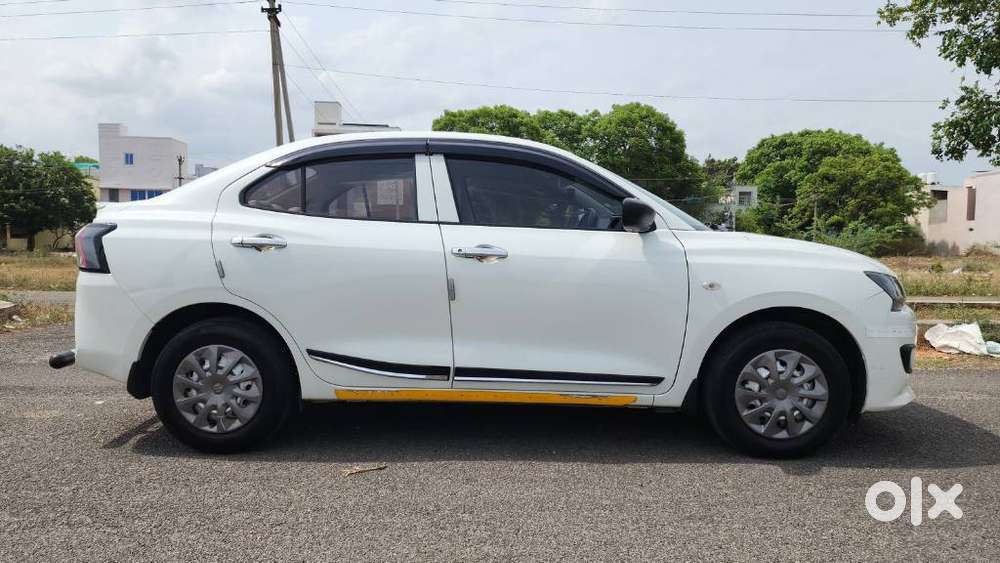 Maruti Suzuki Swift Dzire Lxi Option, 2025, Petrol