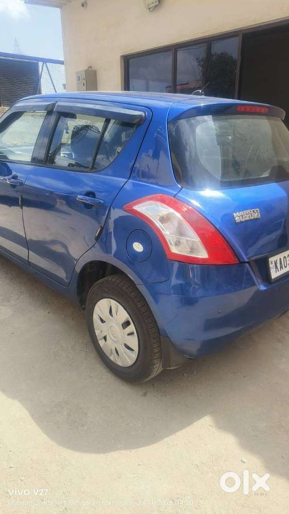 Maruti Suzuki Swift Vxi 1.2 Abs Bs-iv, 2012, Petrol